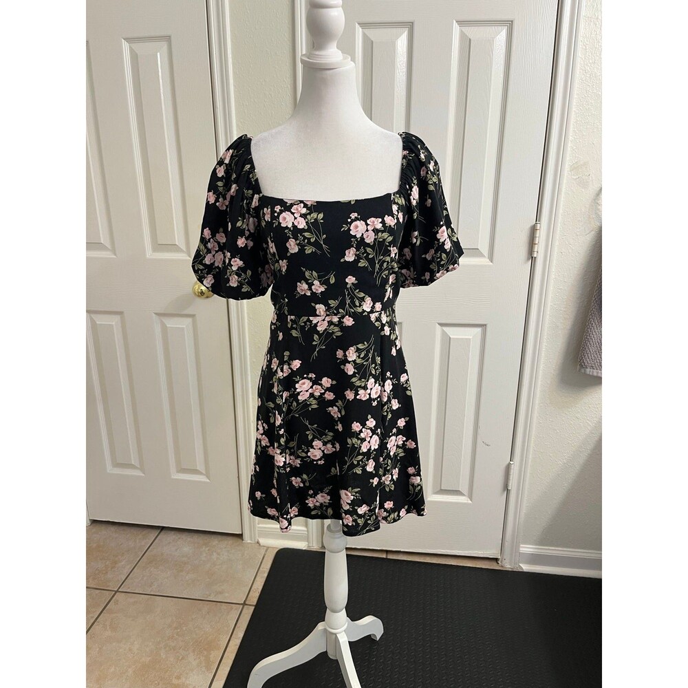NWT Francesca’s Mi Ami  black floral puff sleeve Mini dress women S small